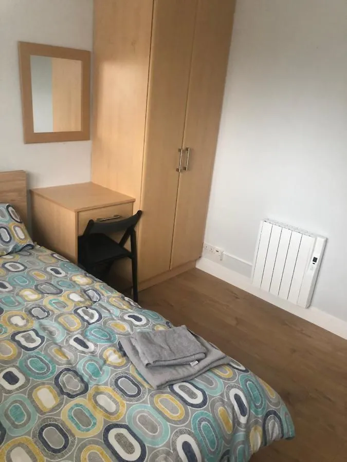 Cheerful 4 Bedroom Town House With Bbq, Galway Holiday home